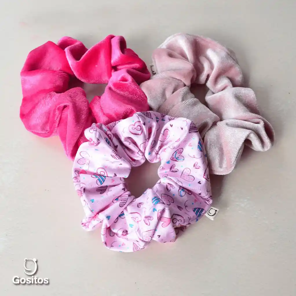 Tripack Scrunchies Corazones Rosados