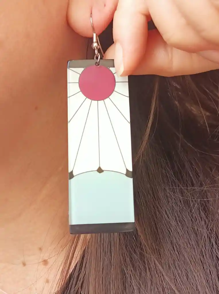 Pendientes Hanafuda Kitmetsu No Yaiba Tanjiro Aretes Largos