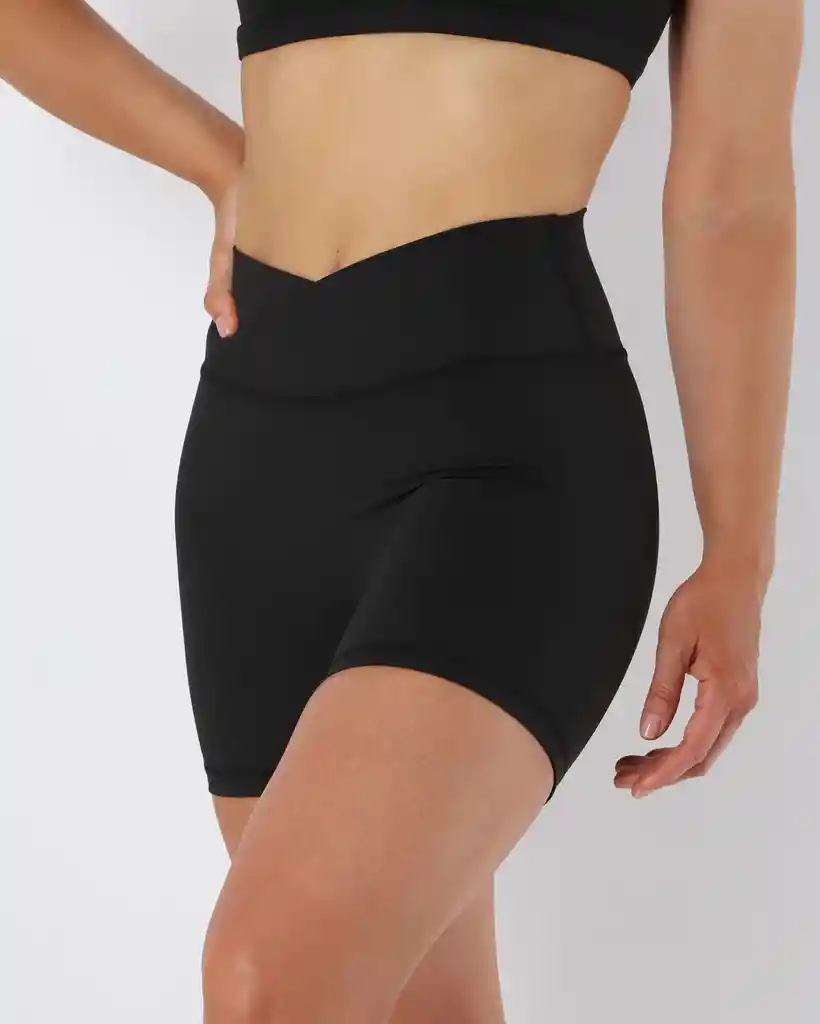 Venus Black Short