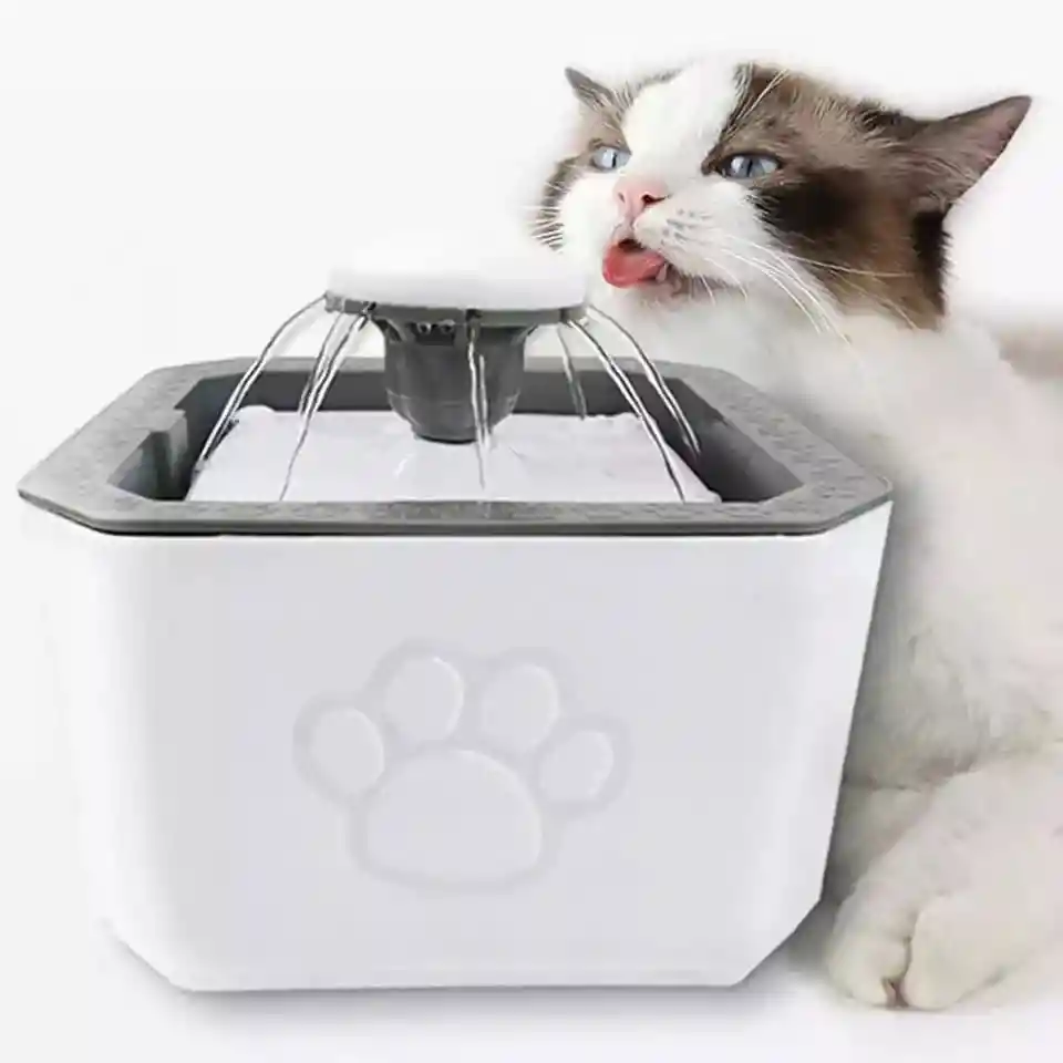 Bebedero Eléctrico Para Perros Y Gatos 2,5 Litros