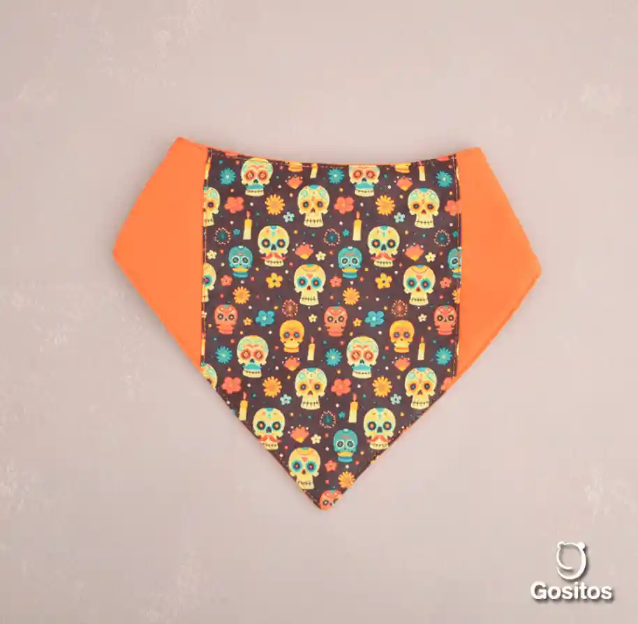 Bandana Calaveras Impermeable 6-12 Meses