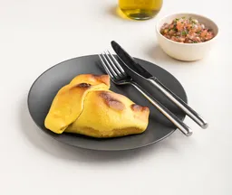 Empanada Pollo Y Choclo Con Queso Mantecoso, 220 G
