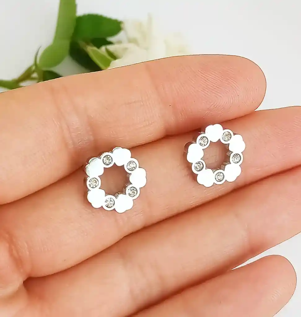 Aros Punto Luz Corona Corazones