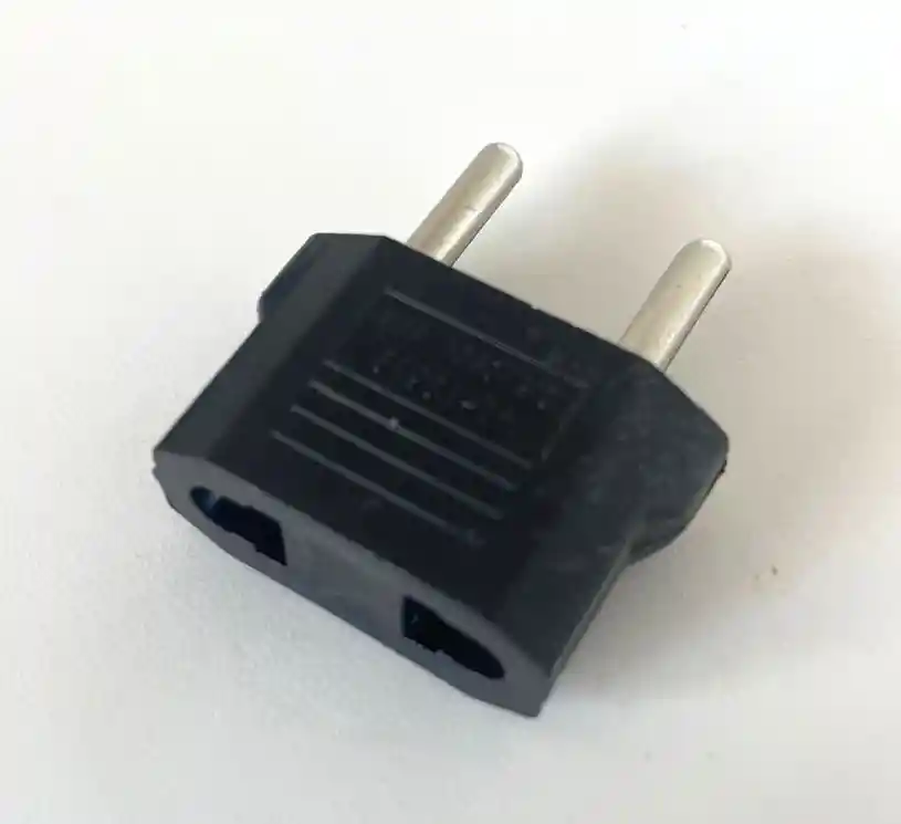 Adaptador Americano Negro