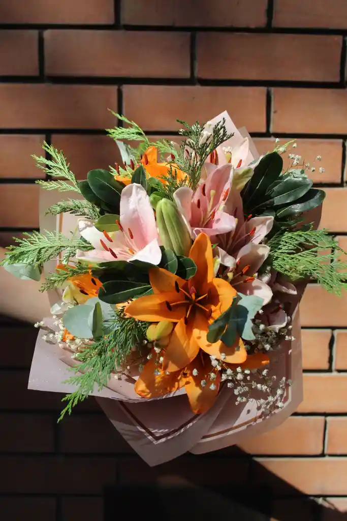 Bouquet Lilum Colores