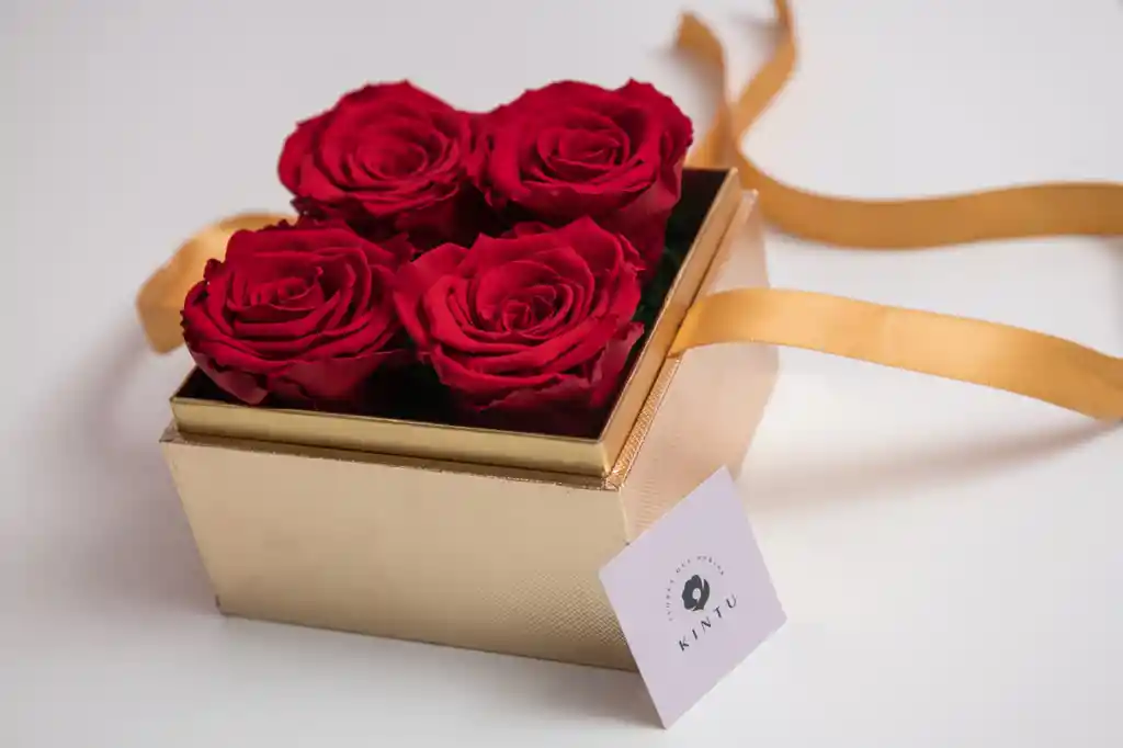 Caja Con 4 Rosas