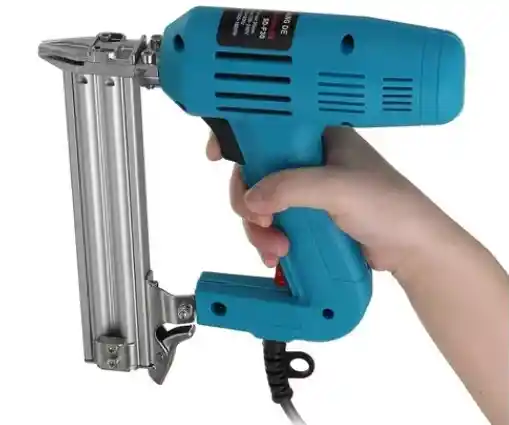 Clavadora Eléctrica 220v 10/30mm Mas Clavos 100pcs F30 1800w