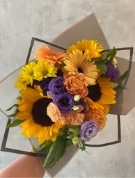 Ramo Con Girasoles Amarillo / Morado
