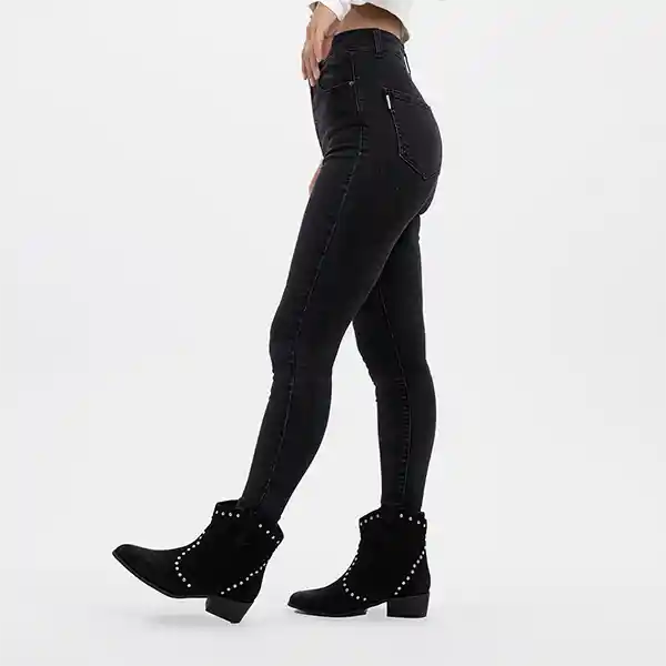 Botín Negro Tachas 37