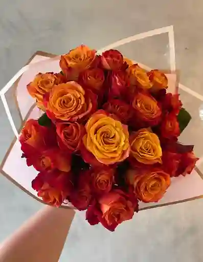 25 Rosas Color Naranjo Intenso