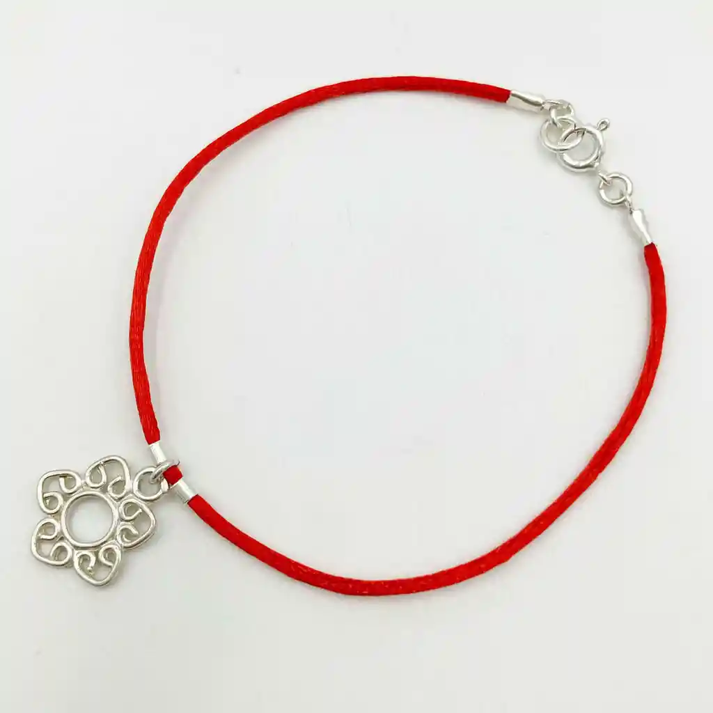 Pulsera Roja Con Flor De Plata