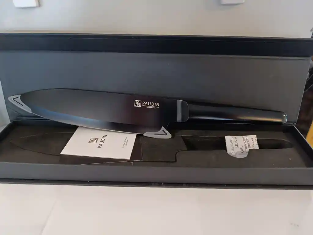 Cuchillo Medio Golpe Negro