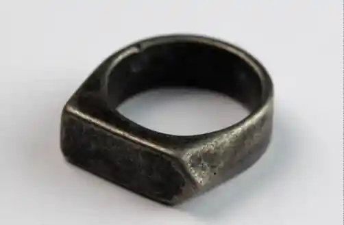 Asimetric Black Oxidized Ring