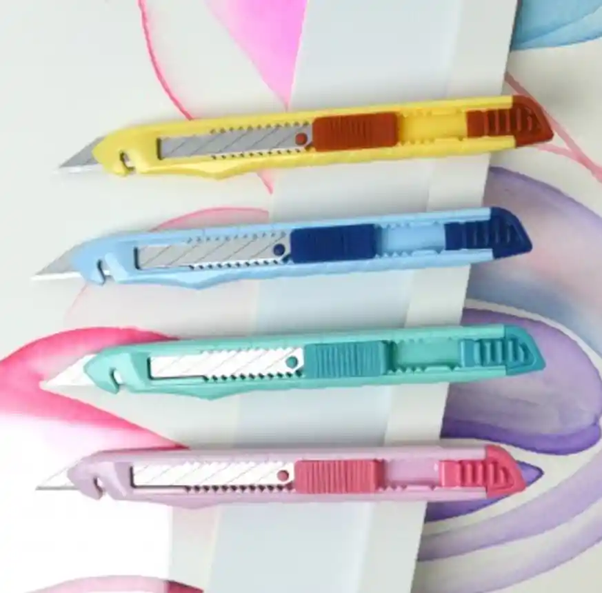 Cuchillo Cartonero Colores Pastel Marca Sdi Japon