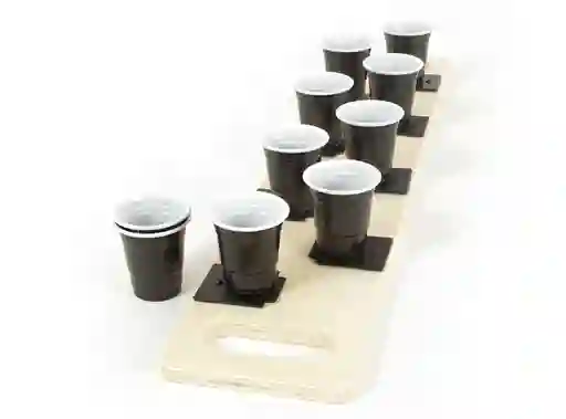 Classic Studio Juego Flip Cup Base Madera