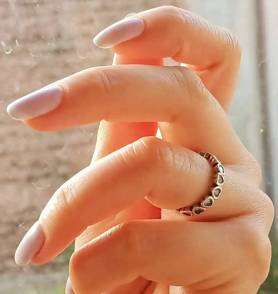 Anillo Pila Plata 925 Corazones Zirconia Compromiso 18.5cl