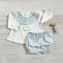 Conjunto Tiziana Celeste Talla 1/3 Meses