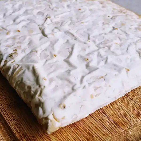 Tempeh Tradicional Soja 333 G Marca Om Fermentos