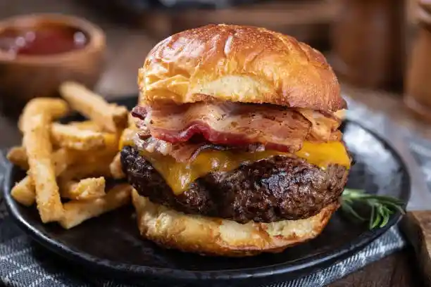 Burguer Doble Tocinesca