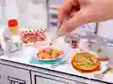 Set De Juego Mga's Miniverse Make It Mini Foods: Diner Series 2b / Modelo Aleatorio