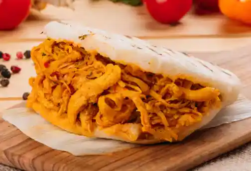 Arepas Con Pollo