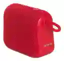 Parlante Portatil Aiwa Impermeable Ipx6 Tws Radio Fm Color Rojo