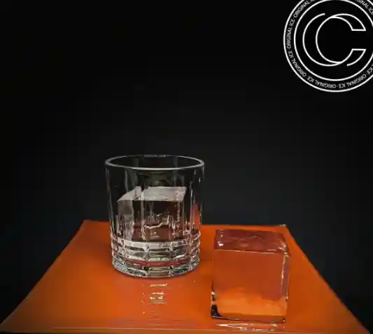 Cubos De Hielo Premium Cristalino 5 Cms.