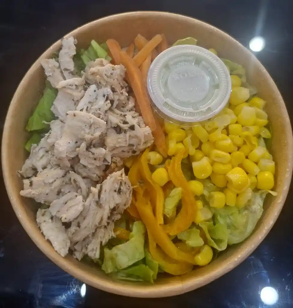 Ensalada Mixta Con Pollo