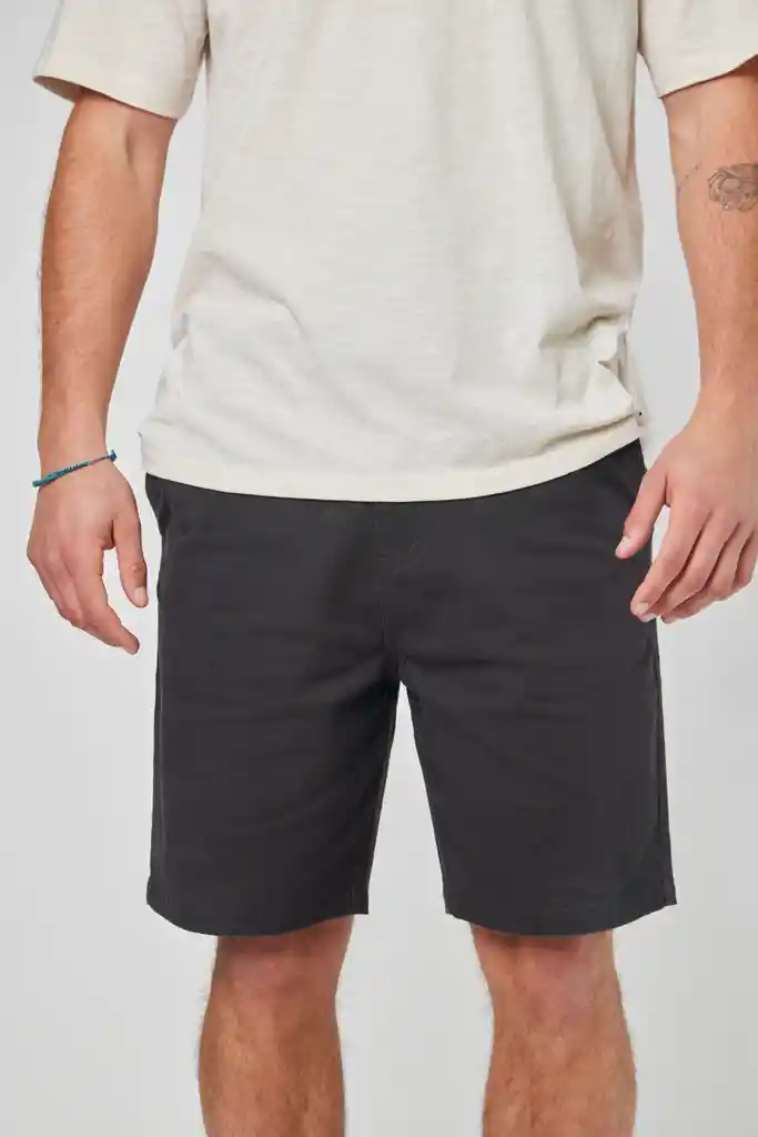 Short Solid Negro L