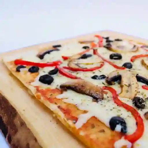 Pizza Vegetariana Vegana (mediana) Ifud