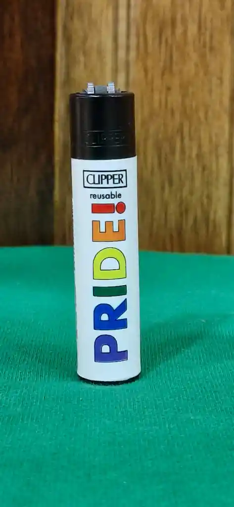 Encendedor Clipper Pride 4