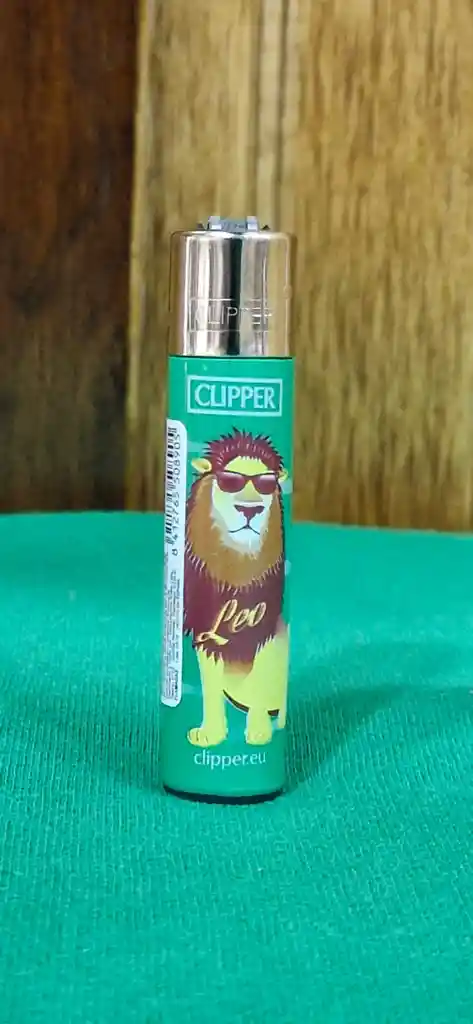 Encendedor Clipper Leo