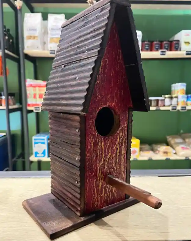 Casita De Pajaro Roja, Madera 27x17 App