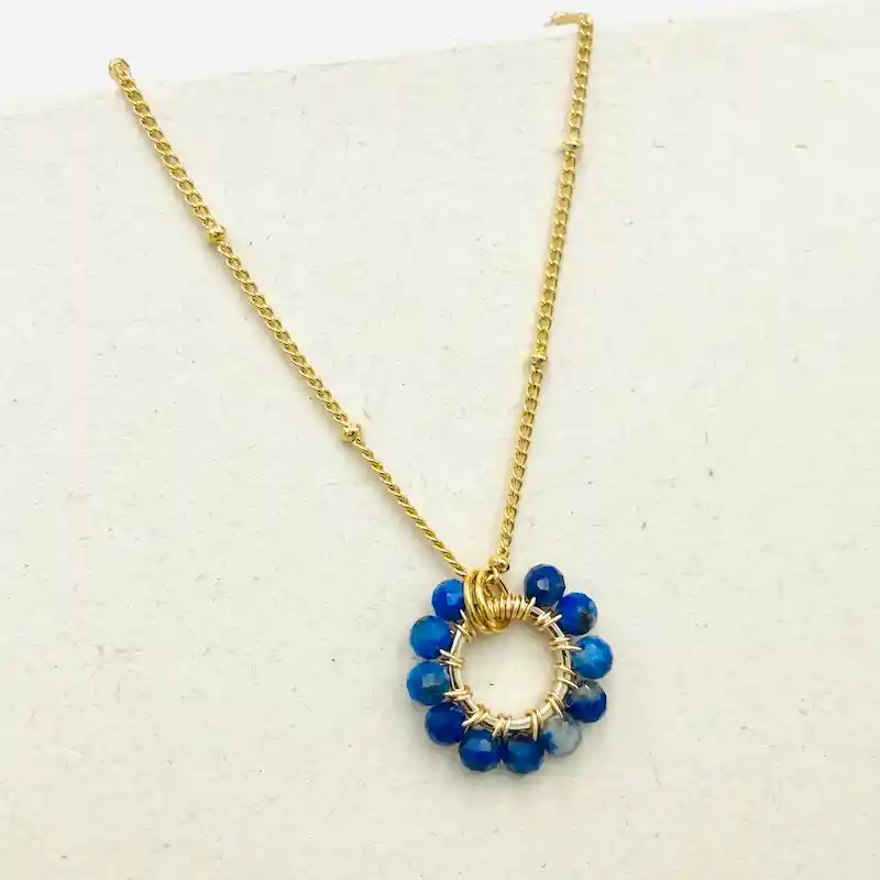 Collar Dorado "margarita Azul"