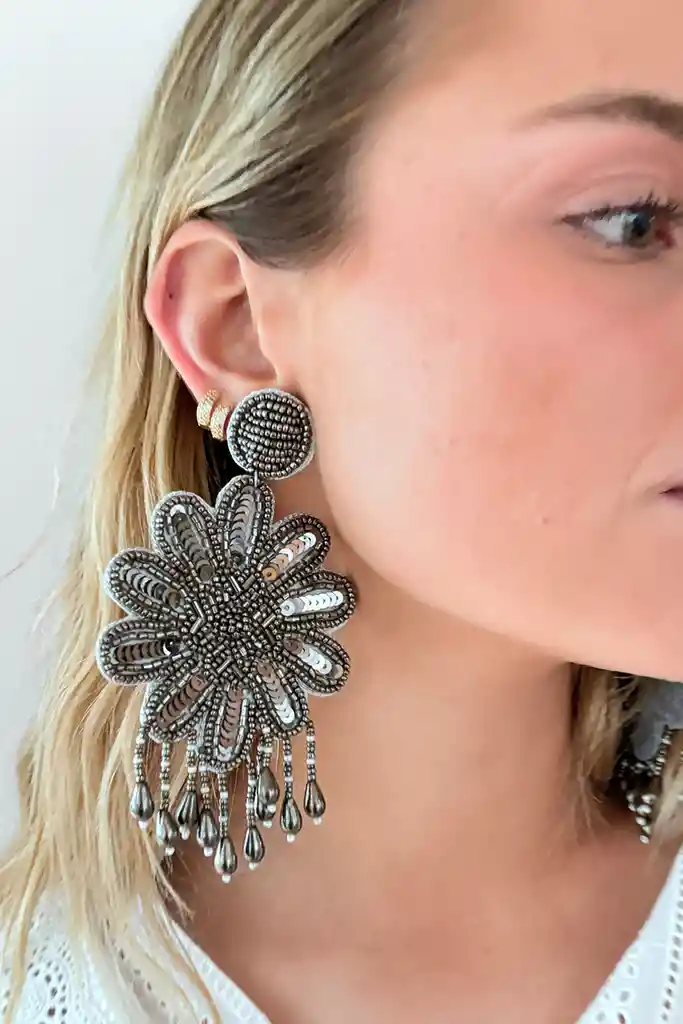 Aros Dandelion Fringe Plateado