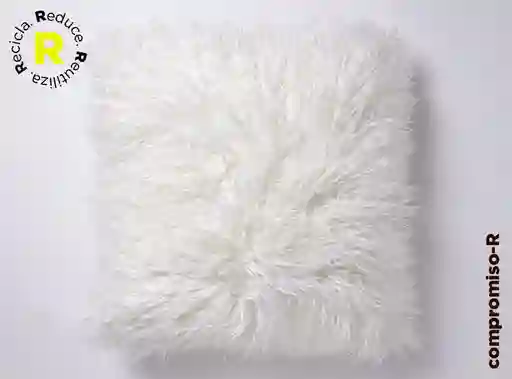 Cojin Peludo 50x50 Ivory.