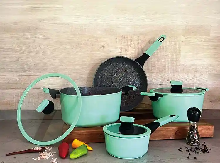 Batería De Cocina Kitchenware Soho Menta 7 Piezas