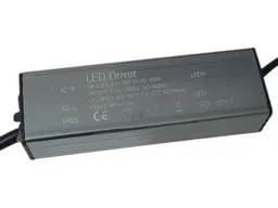 Driver Led Controlador 60-80 V Ip65 Corriente Voltaje