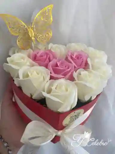 Corazón Con Rosas De Jabón Aromáticas (no Naturales)