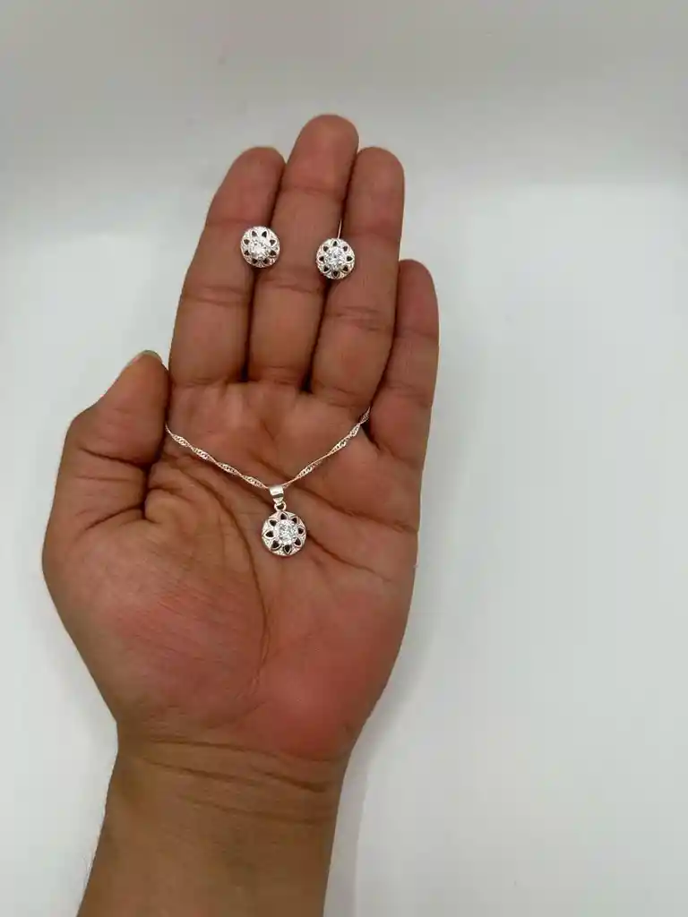 Hermoso Conjunto Dama Collar Cadena Aros Circones Plata 925