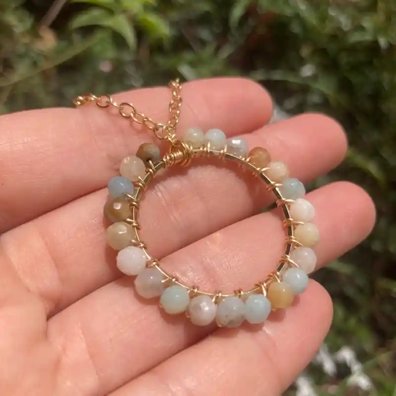 Collar "dalia Verde Agua" Y Cadena Dorada