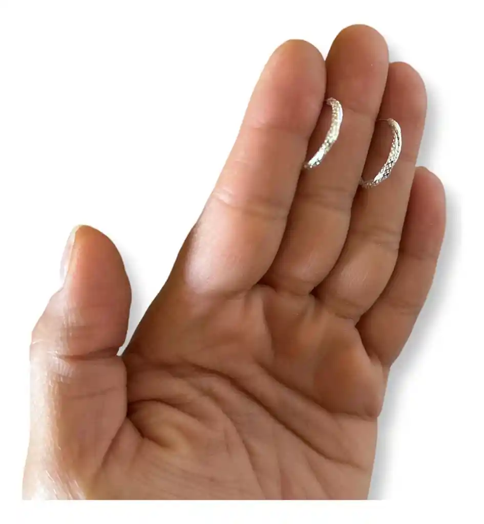 Aro Argolla Modelo Entorchada Pequeña Plata Ley 925 Mas Caja