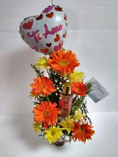 Arreglo Floral En Tazon Con Gerberas Y Victoria Secret