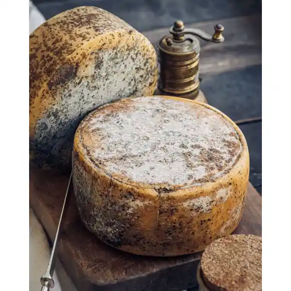 Queso Maduro - Dcabra - 100 Grs Aprox