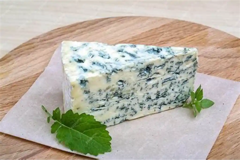 Queso Quillayes Azul Envasado En Trozo 100grs