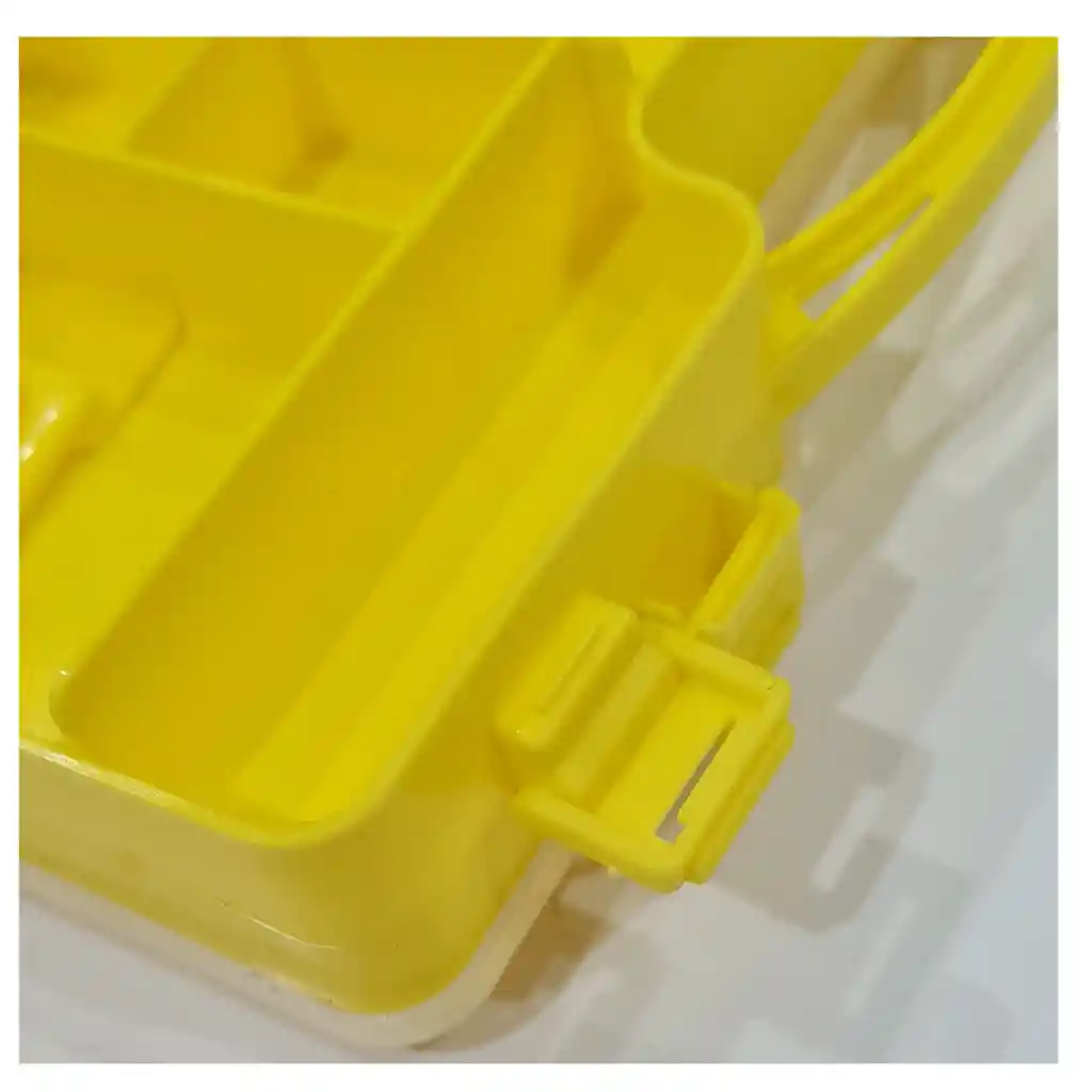 Caja Mosquera Silver Wave 20 Compartimientos Amarilla 500gr 29x19x6cms