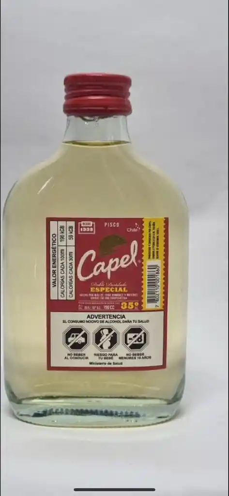 Pisco Capel Especial En Petaca Chica