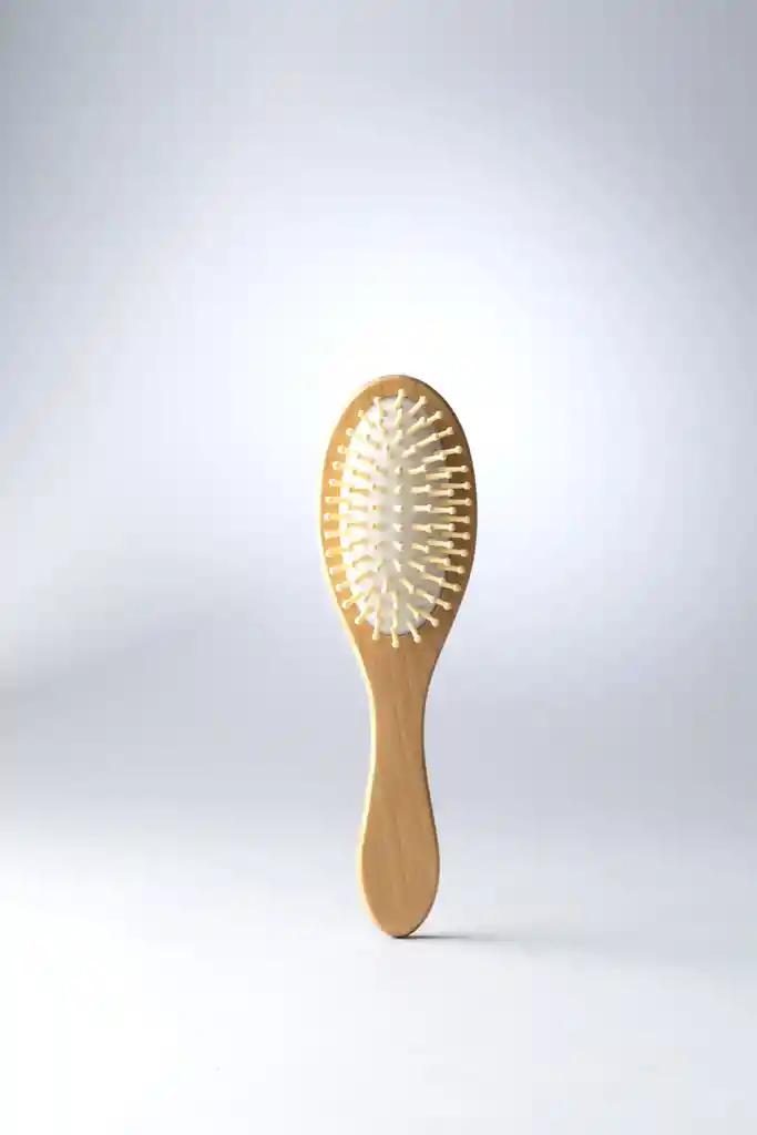 Cepillo De Madera Para Tu Cabello