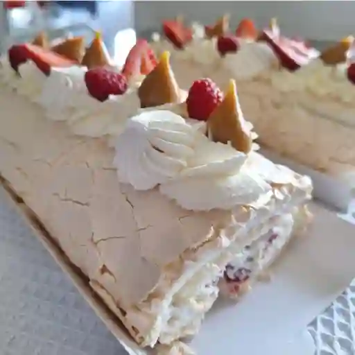Brazo Merengue Frambuesa Manjar Blanco