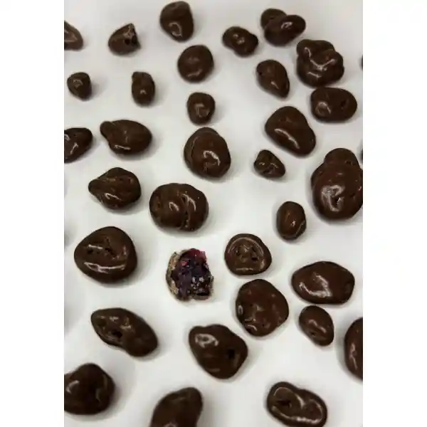 Cranberry Bañado En Chocolate Bitter